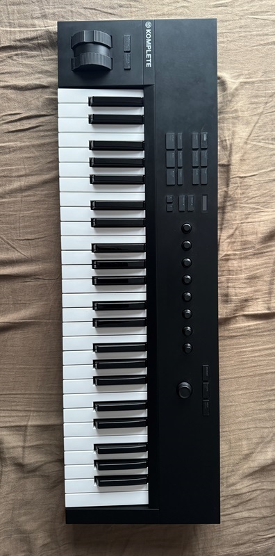 Native Instruments KOMPLETE KONTROL A49の画像